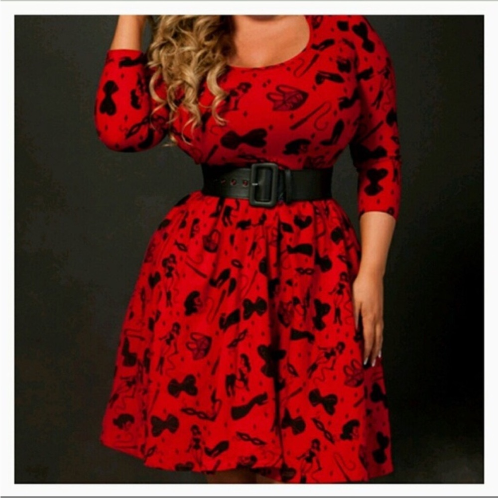 RARE - Deadly Dames Vixen  Micheline Pitt Fetish Print Hot Rod Honey Dress M NWT